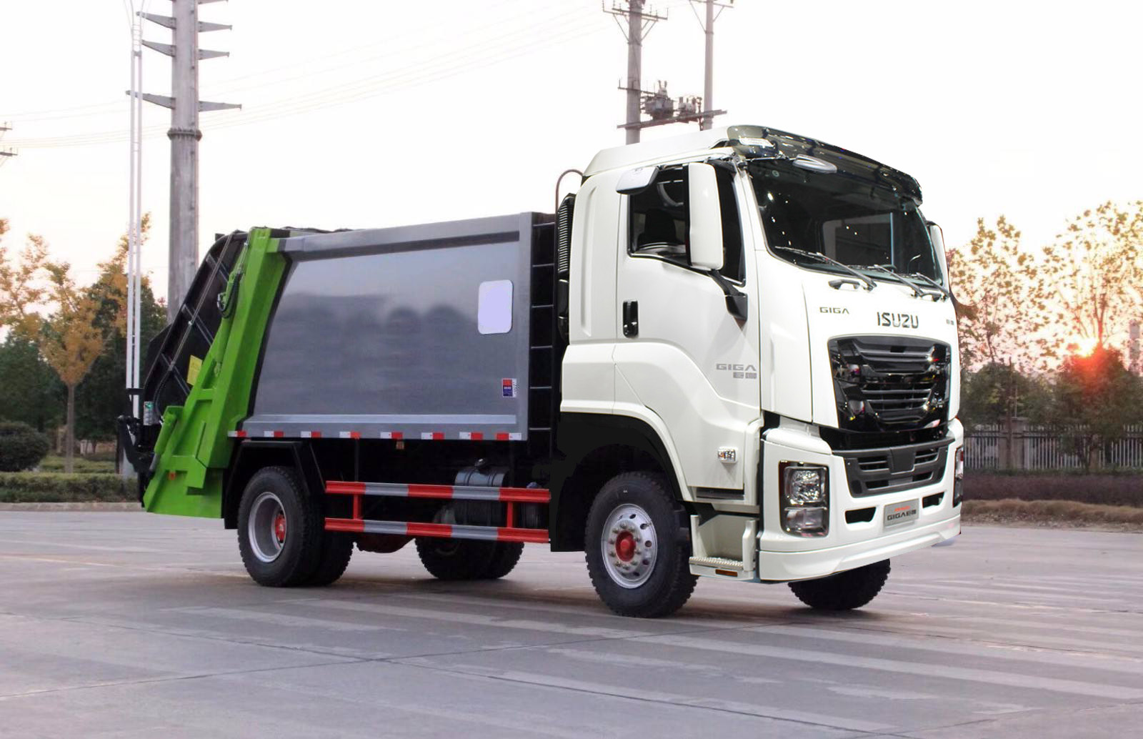 Isuzu giga garbage truck garbage compactor truck