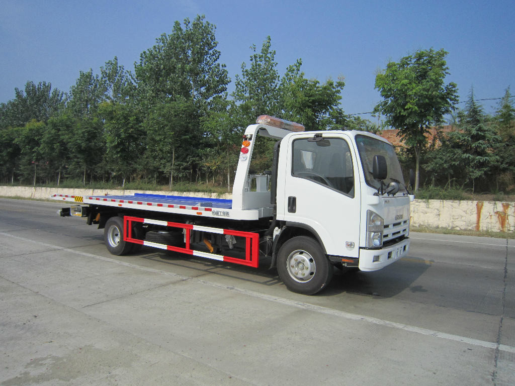 1 set Isuzu 700p wrecker truck rescue truck delivery to Ghana 