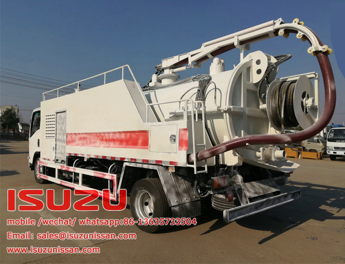 Isuzu 700P ELF Combination Vacuum and Drain Cleaner