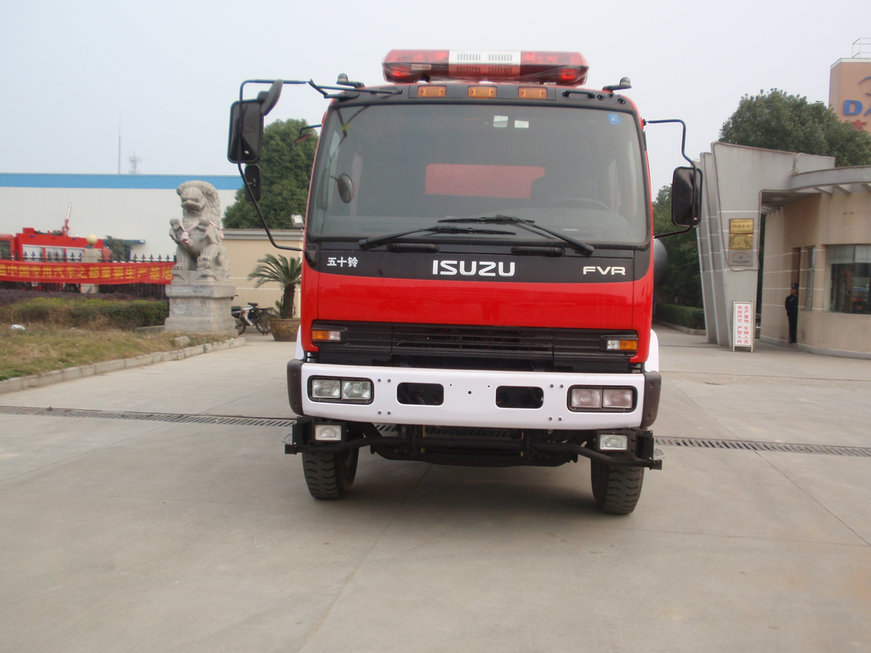 China Isuzu 6t fire truck