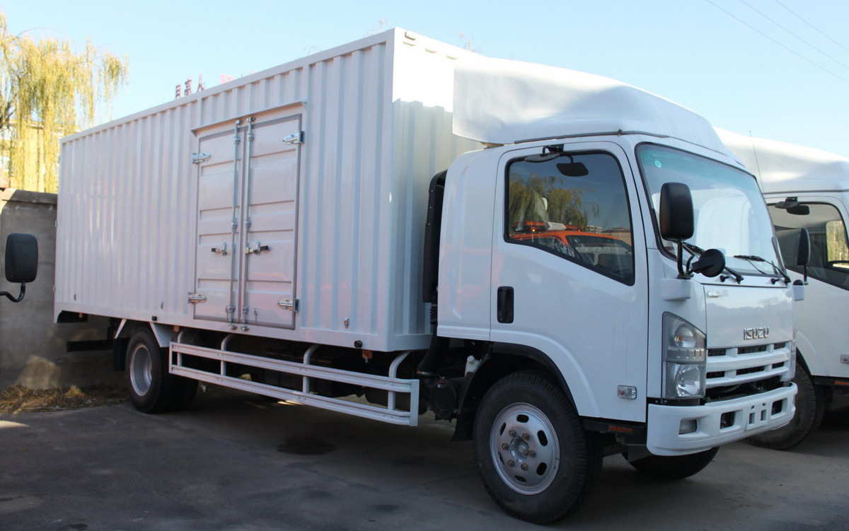 Isuzu 700P ELF van lorry truck