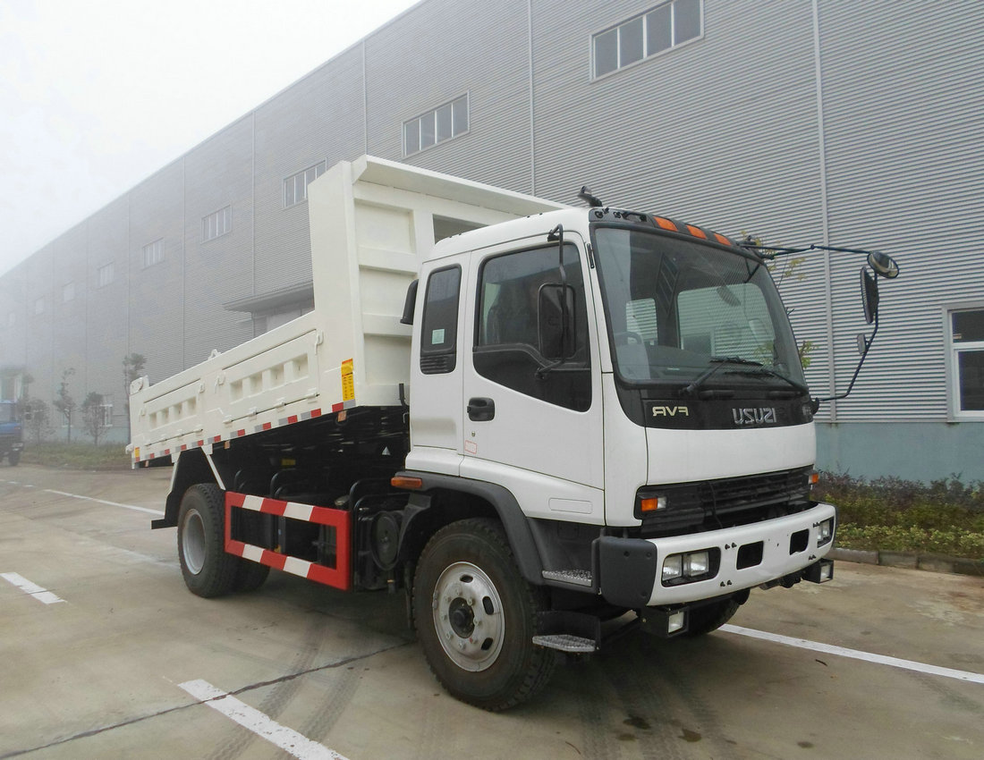 ISUZU 4x2 FVR dump truck 